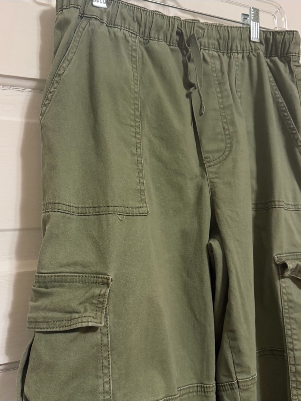 Aeropostale Olive Green Cargo Jogger Pants